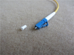 Singlemode simplex LC/UPC 3mm 2mm 0.9mm Fiber optic pigtail