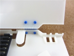 Plastic hinge between base and cover for TP-3115 fiber optic splice tray