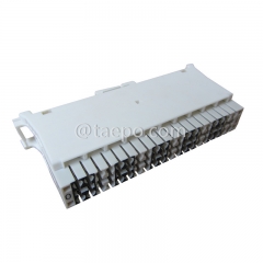 10 pairs switching module with wire guide and earth bar