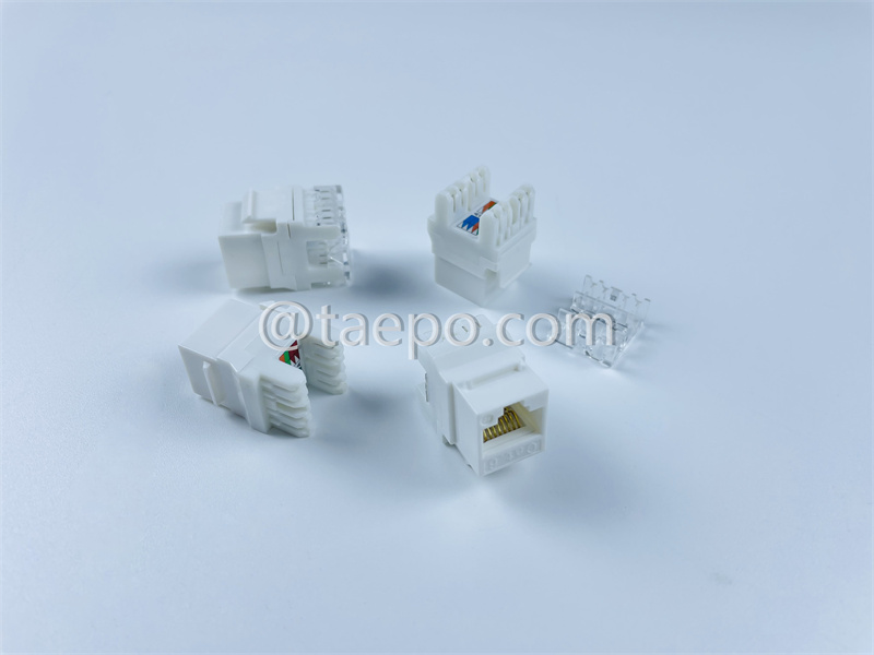 Keystone jack, CAT6, UTP, 8P8C, 180 degree, AP style