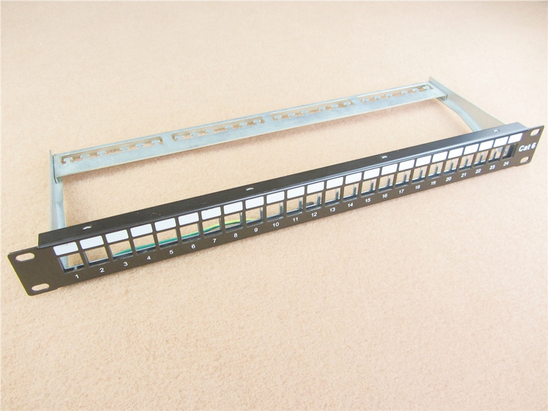 24-port patch panel, blank, for STP keystone jack, 19
